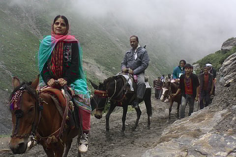 Pilgrims on the route from Pahalgam to the holy Amarnath cave in Kashmir